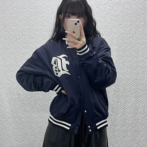 비바스튜디오 올드스쿨 스트릿힙합 고딕 바시티자켓 L C09984