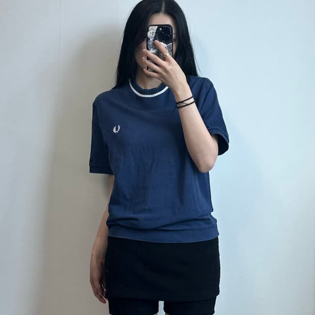 프레드페리 월계수 네이비 반팔 코튼 니트