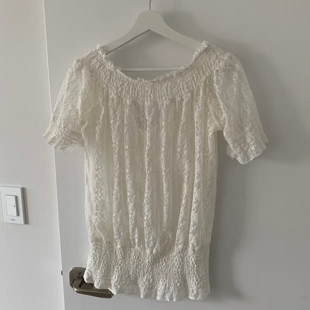 레이스 시스루 탑