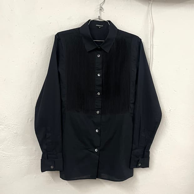 앤드뮐미스터 스트랩 플리츠 셔츠