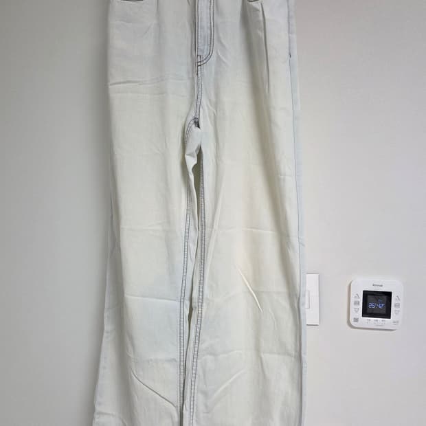 에잇세컨즈 여름용 와이드팬츠 (67size)