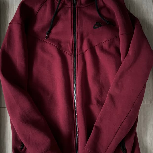 나이키 버건디 테크팩
