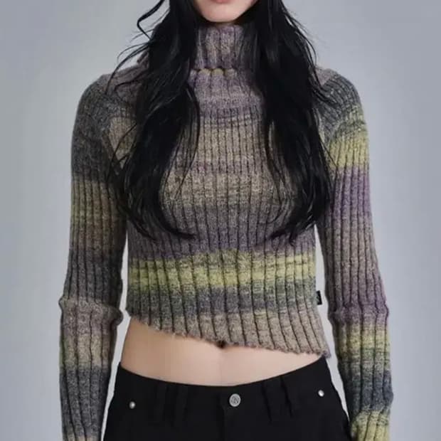 애즈온 그라데이션 오프숄더 니트 퍼플