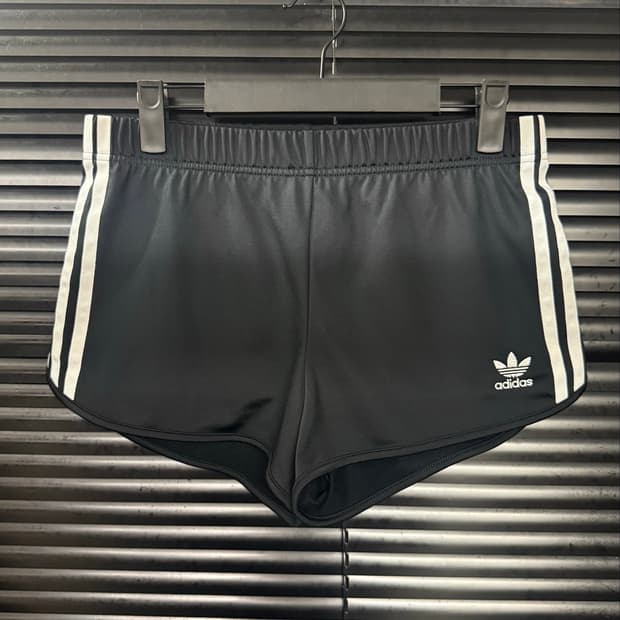아디다스 져지 트랙 팬츠 반바지 쇼츠 핫팬츠 제니 블랙 S 불꽃 트레포일
