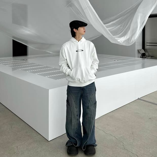 오프닝프로젝트 아이덴티티 서울 로고 후드 화이트