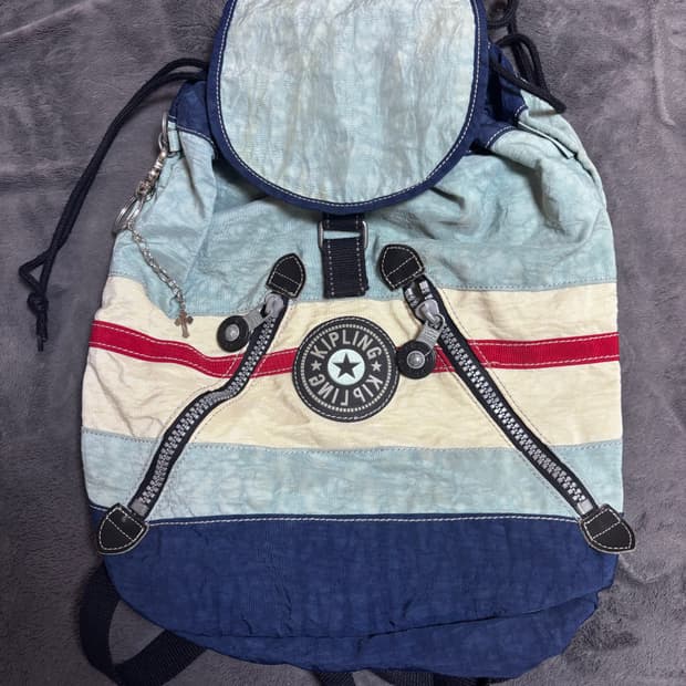 키플링 백팩