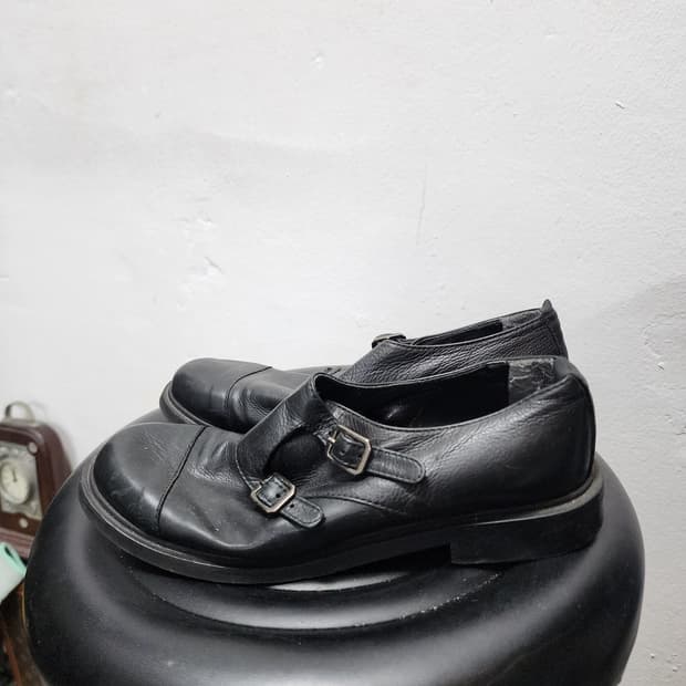 이태리 디자인 몽크스트랩 구두