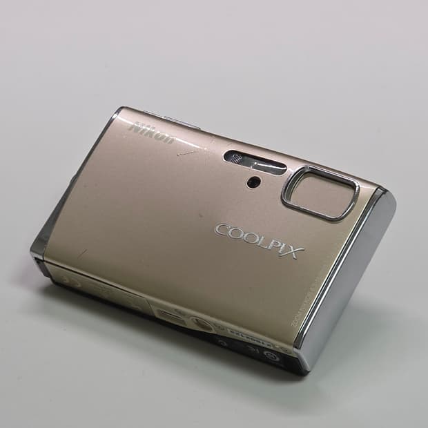 📸 Nikon COOLPIX S52, 2008 (16yrs)