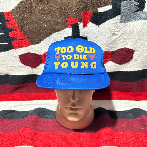 [빈티지] •Vintage Too Old Trucker Cap