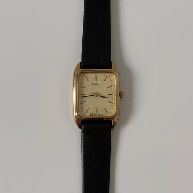 1980s Gold Tank Ladies Quartz