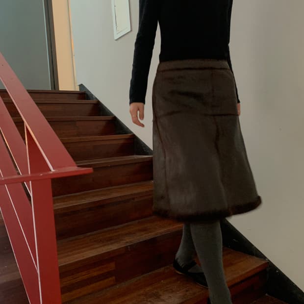 랑방 무스탕 스커트