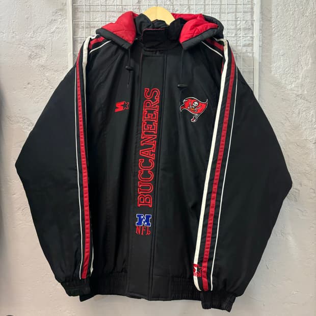 스타터 X NFL 90s 올드스쿨 탬파베이 버커니어스 패딩 