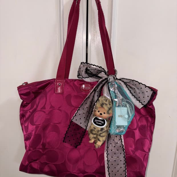 Coach pink big shoulder bag💓