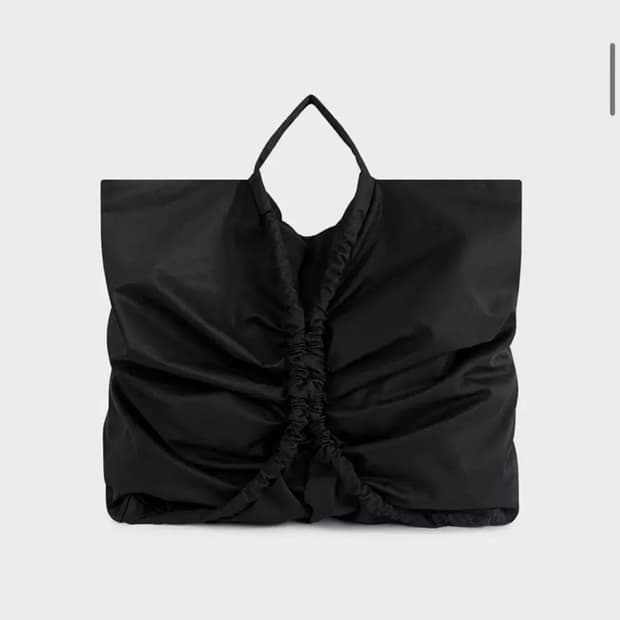 로우클래식 버터플라이 백