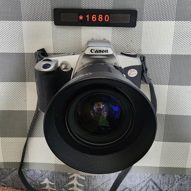 캐논 EOS 키스 28-80미리 줌 필름카메라