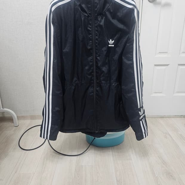 (105)XL ☆초대장급☆ 아디다스 파이어버드 락업 [검흰] 바람막이