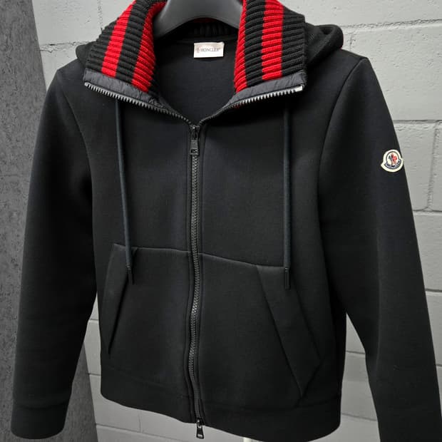 몽클레어 레터링 네오프랜 후드집업 S