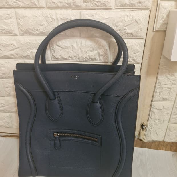 셀린느 러기지 미디엄 네이비 토트백