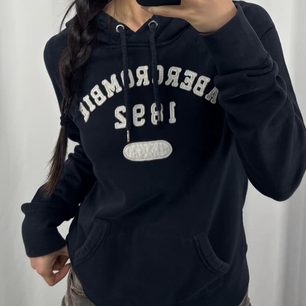 아베크롬비 로고 네이비 후드티