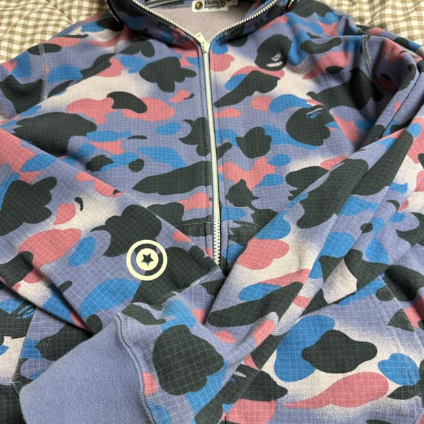 베이프 정품 후드집업 판매합니다.~~^^*