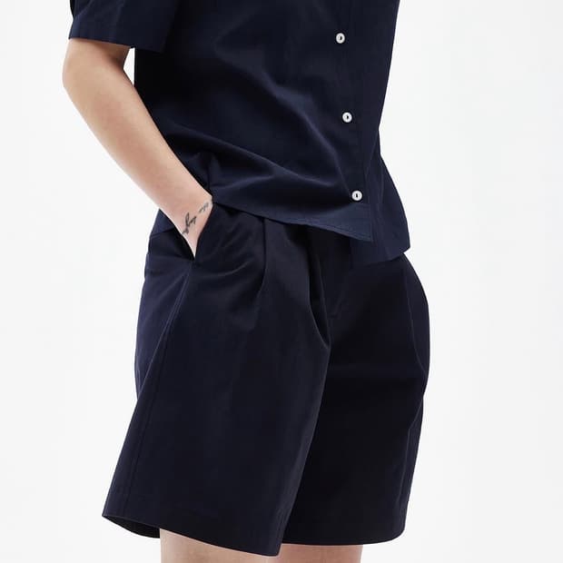 알테 핀턱 하프 팬츠 