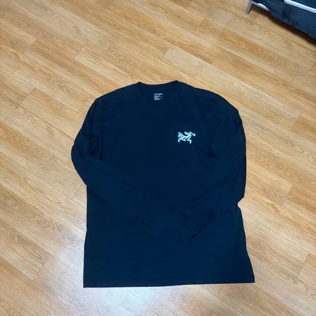 아크테릭스 블랙 롱슬리브 XL