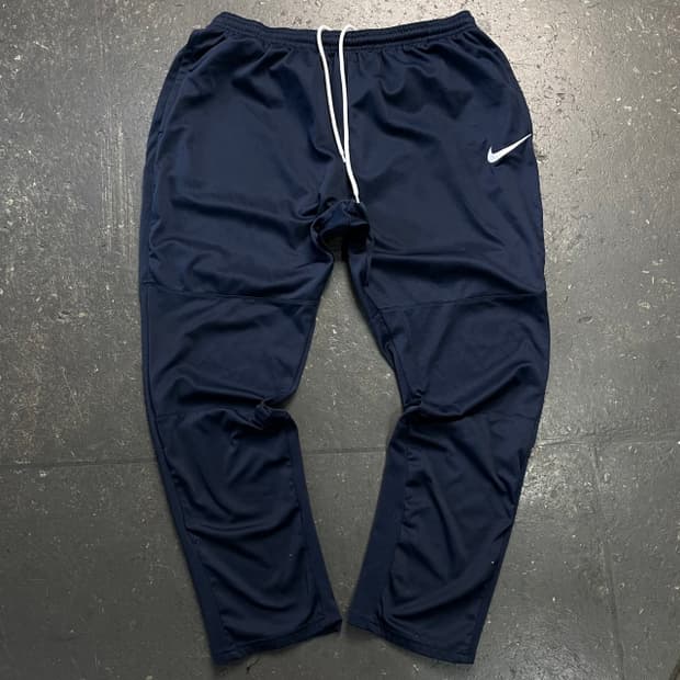 105 나이키 드라이핏 팬츠