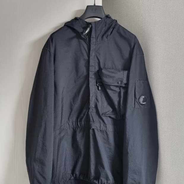 cp컴퍼니 타일론 후드 아노락