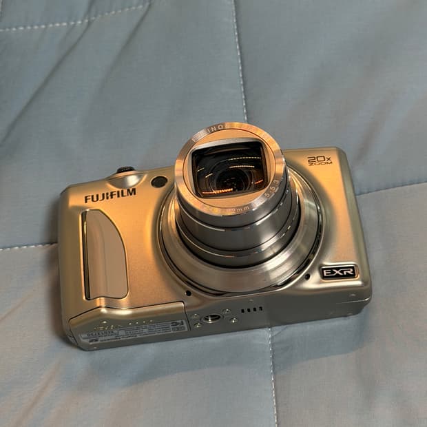[초미품]후지필름 파인픽스 F900EXR 샴페인골드