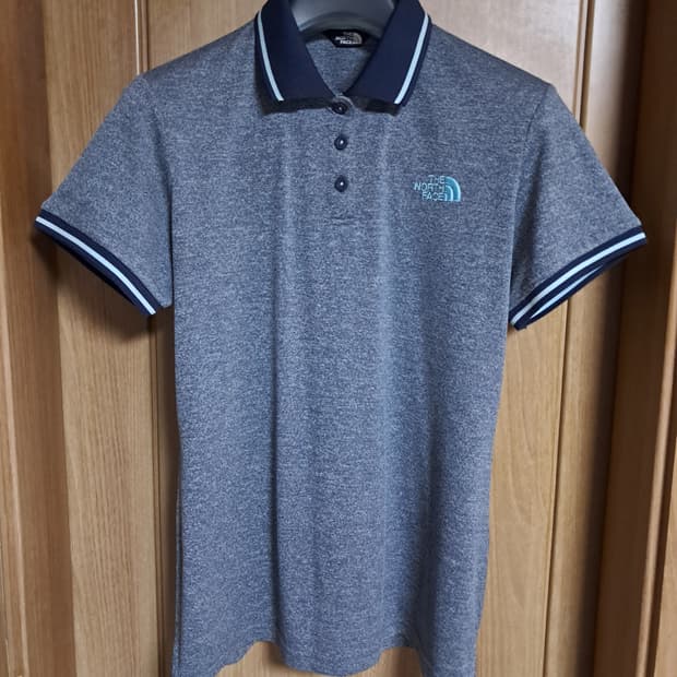 나이키 여성 반팔티 M