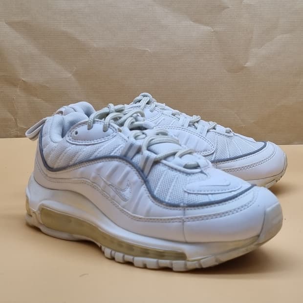 나이키 에어맥스 98 트리플화이트 230.