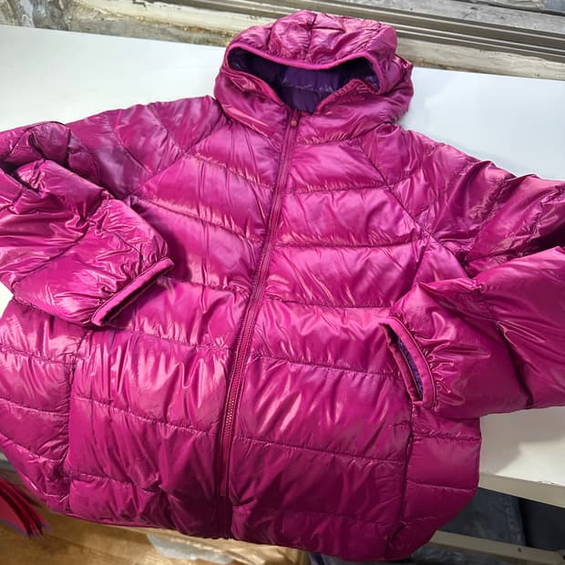 우먼L-XL 유니클로 딥핑크 웜후드 경량패딩