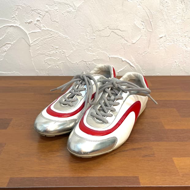 프라다 스포츠 메탈릭 트레이너 스니커즈