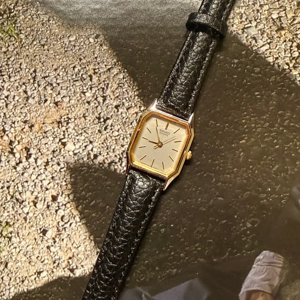 SEIKO 80s 빈티지 시계 (남녀공용 가능)