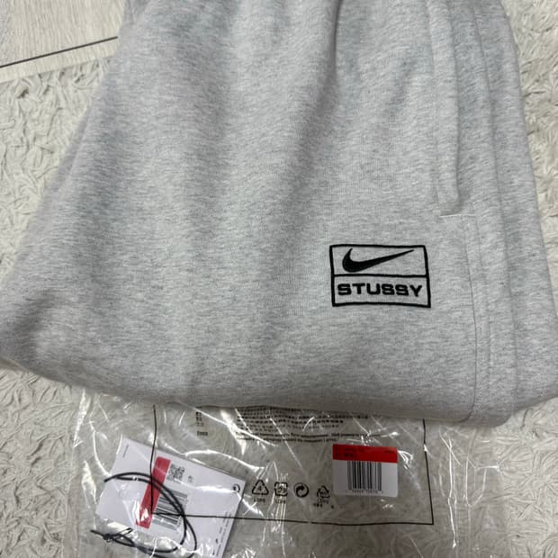 (L)나투시 나이키 스투시 스웻팬츠 25fw