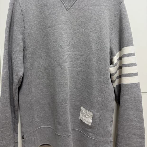 정품)톰브라운 그레이 맨투맨 2사이즈