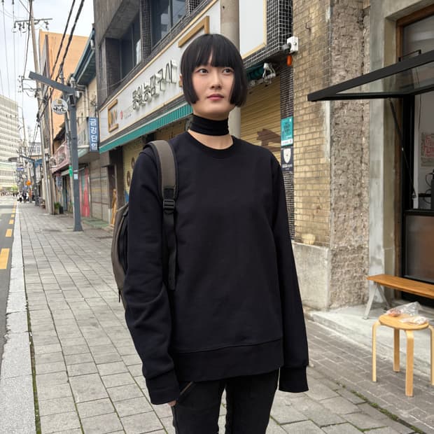 Y3 요지야마모토 백 로고 스웻셔츠