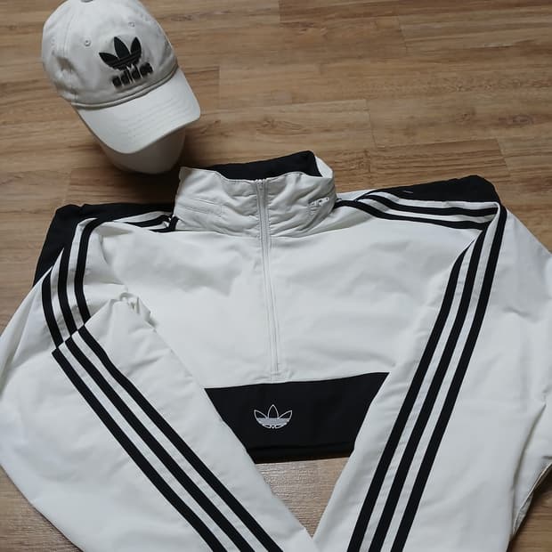 Adidas 아디다스 남녀공용 아노락 하프집업 바람막이 자켓
