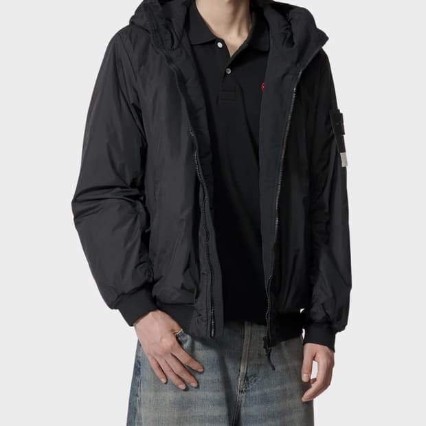 스톤아일랜드 크링클 나일론 프리미로프트 와펜점퍼 XL