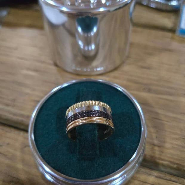 부세론 콰트로 클래식 라지 링 