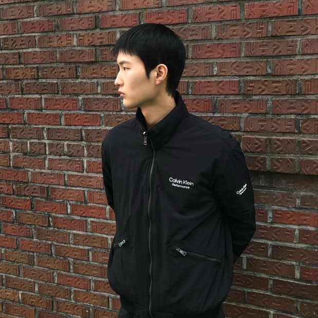 캘빈클라인 바람막이