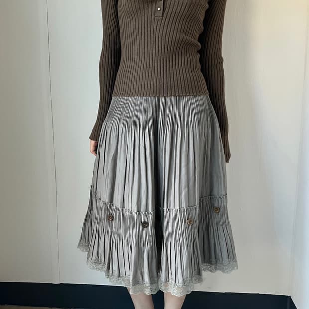 Pleats Gray button skirt