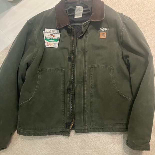 칼하트 빈티지 판매합니다