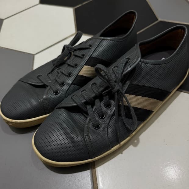BALLY 남성 가죽 스니커즈 270