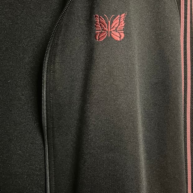 니들스 트랙자켓 검핑