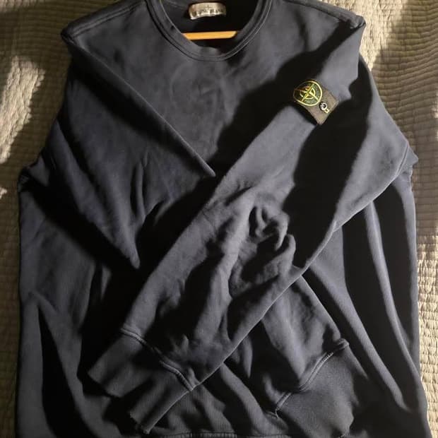 스톤아일랜드 맨투맨