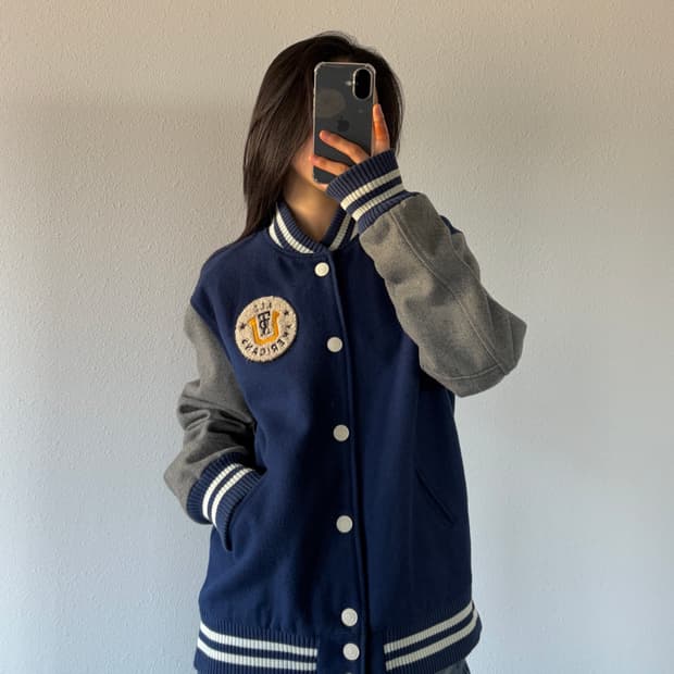 [M]트루릴리젼 ture religion 울 바시티 자켓