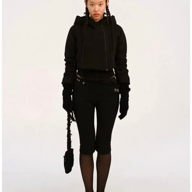 혜인서 크롭 패딩 블랙