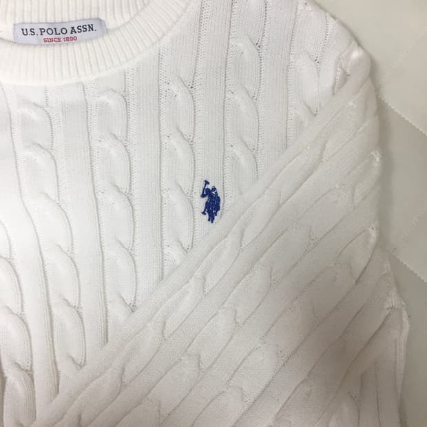 아시아 폴로 니트