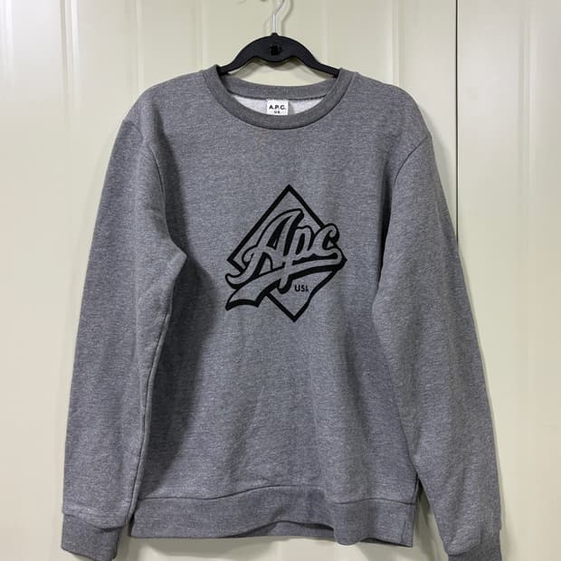 A.P.C 아페쎄 USA 셔먼 로고 스웻셔츠